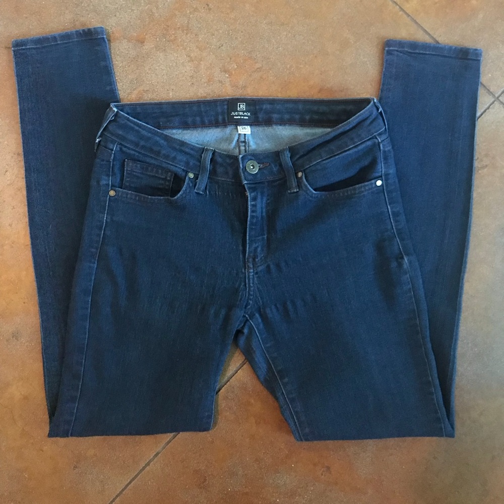 Just Black brand size 26 ankle skinny jeans